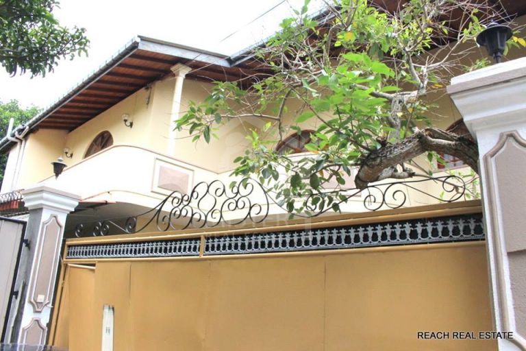 House for sale in Pelawatta- image 1