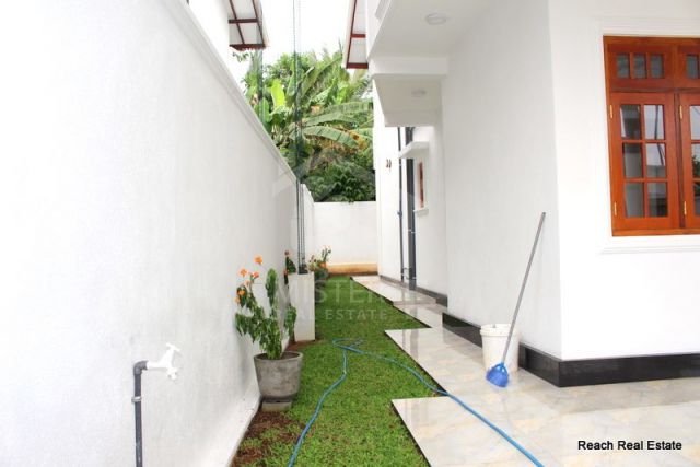 House for Sale in Piliyandala- image 3