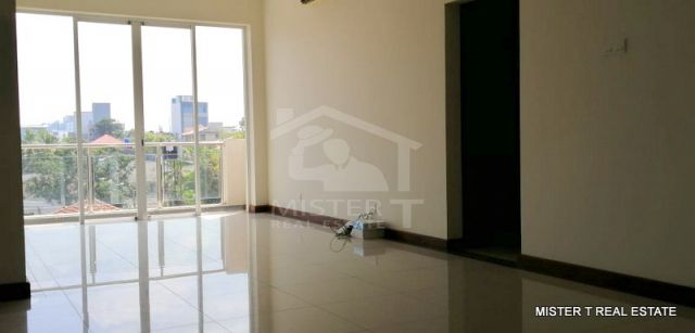Apartment For Sale in Colombo 07- image 3