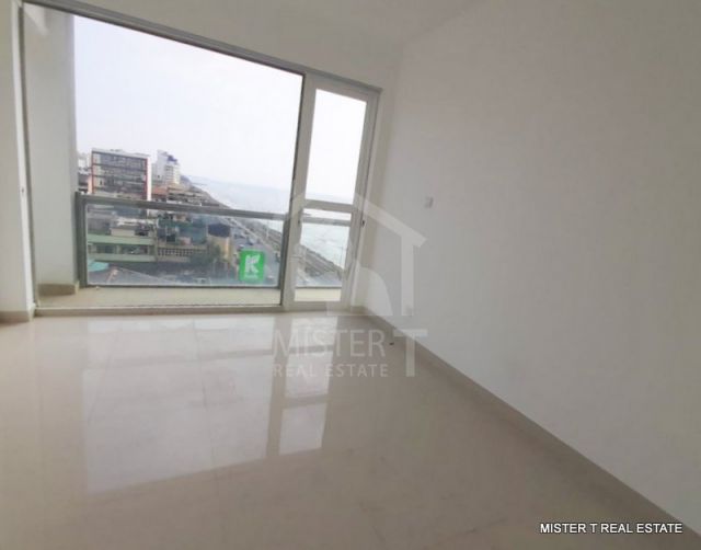 Apartment For Sale in Colombo 04- image 3