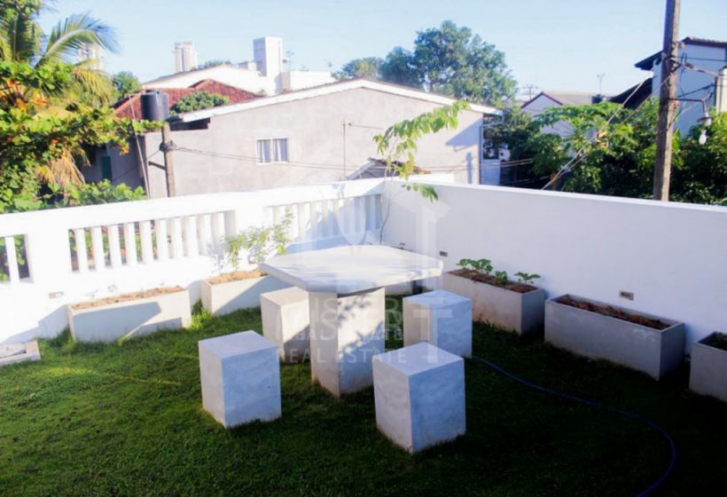 House for Sale in Ethul Kotte- image 4