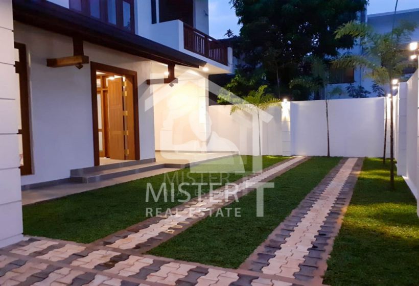 House For Sale in Dehiwala- image 4