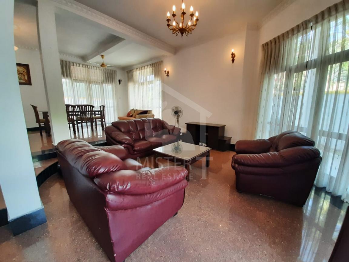 House for Sale in Battaramulla- image 3