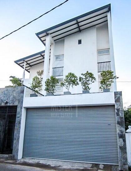 House for Sale in Moratuwa- image 1