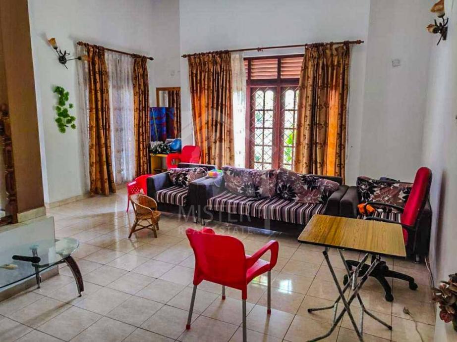 House for Sale in Nawala - image 1