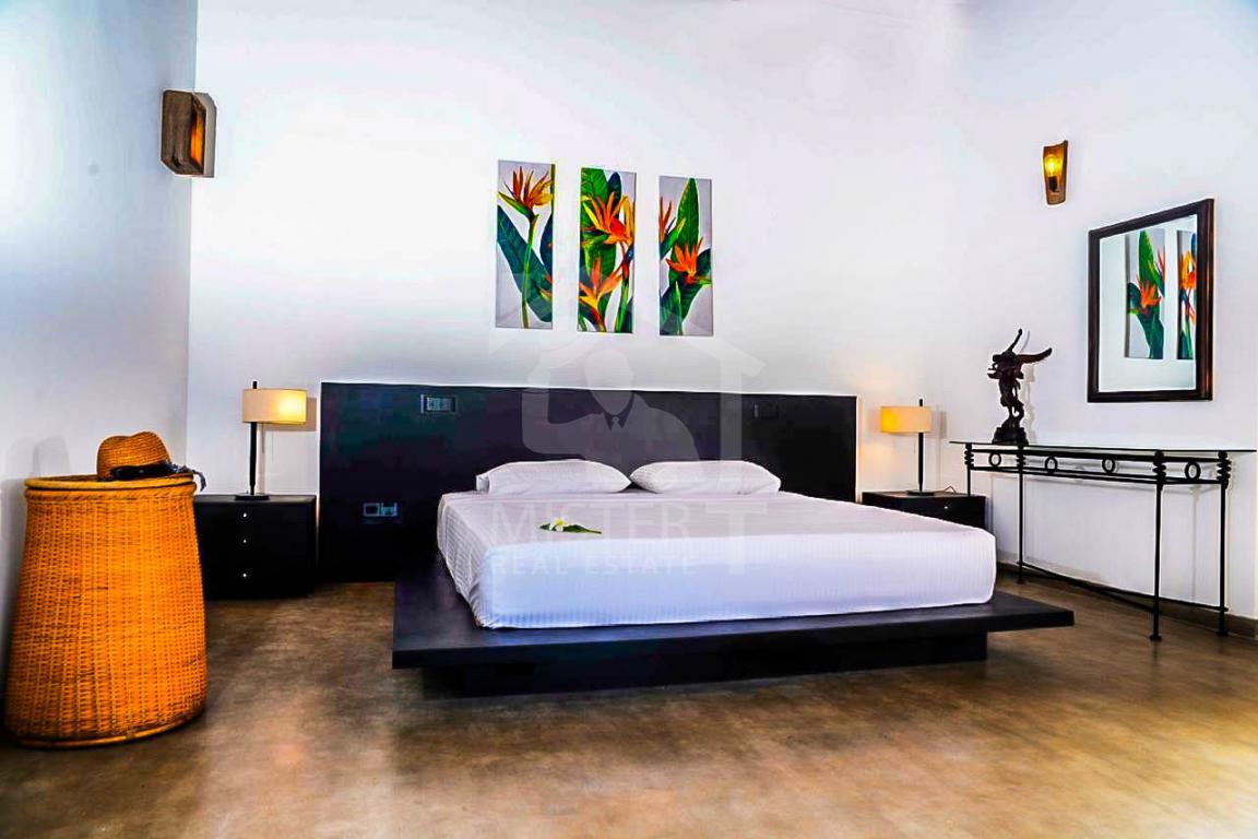 Villa for Sale in Hikkaduwa- image 2