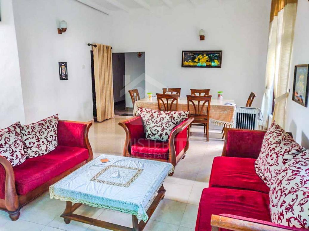 House for Sale in Kadawatha - image 2