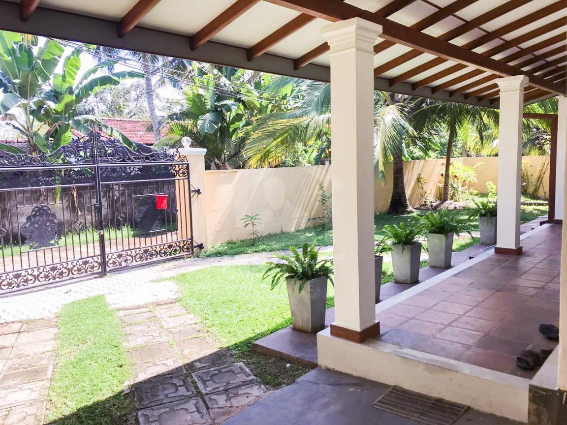 House for Sale in Wadduwa- image 2