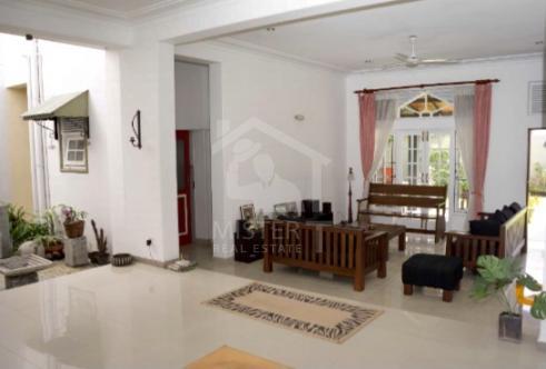 House for Sale in Colombo- image 2