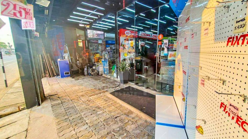 Commercial Property for Sale in Boralesgamuwa- image 2