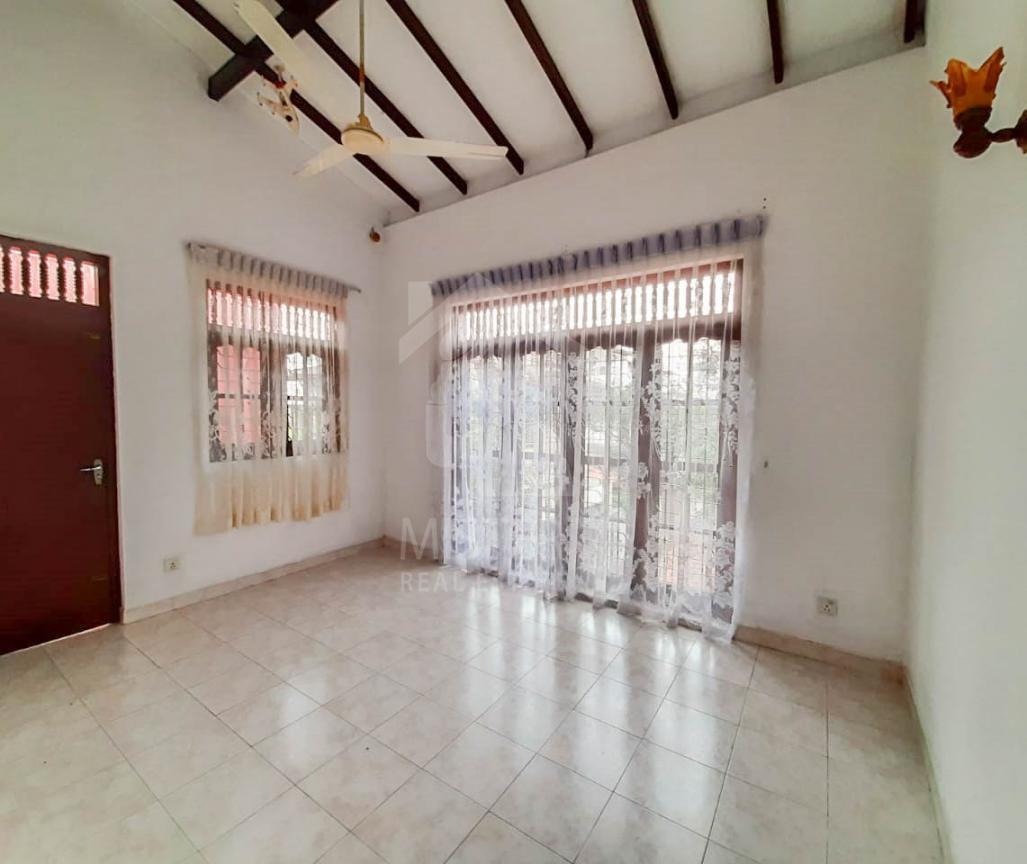 House for Sale in Malabe- image 3