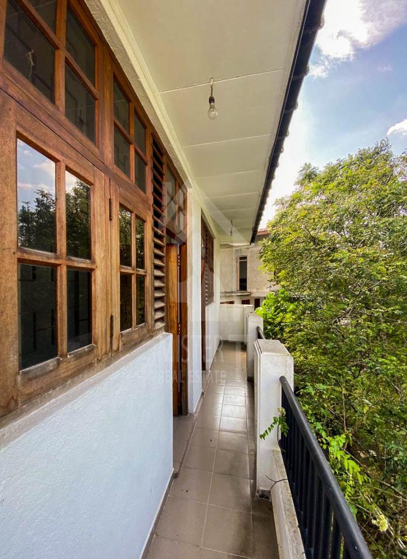 House for Sale in Kesbawa- image 3