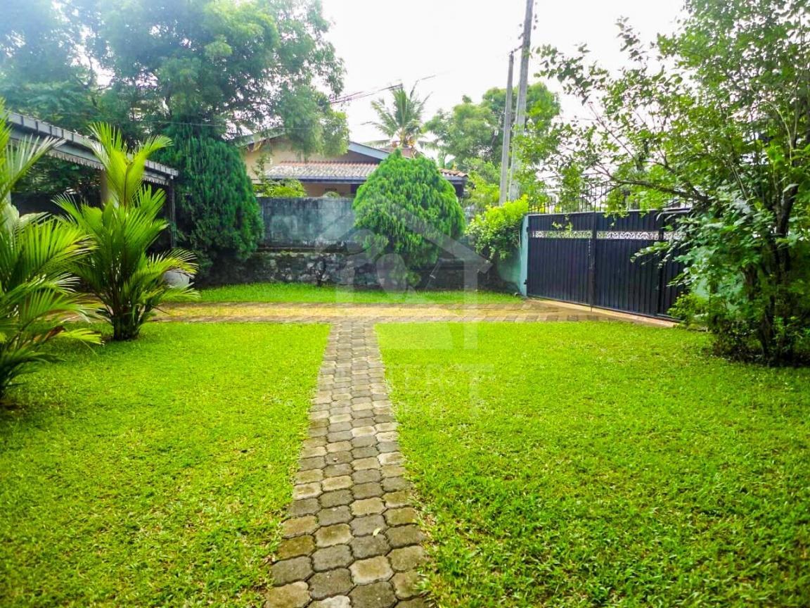 House for Sale in Kadawatha- image 3