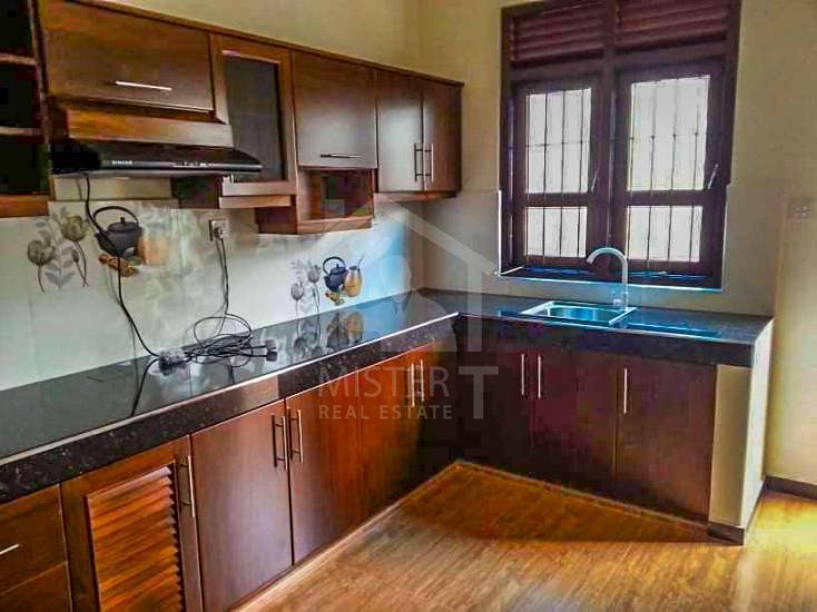 House for Sale in Homagama- image 3