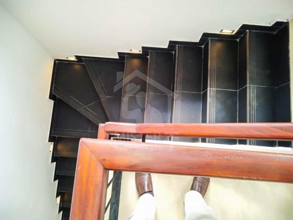 House for Sale in Athurugiriya - image 3