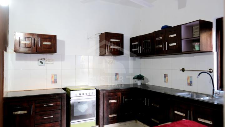 House for Sale in Thalawathugoda- image 4