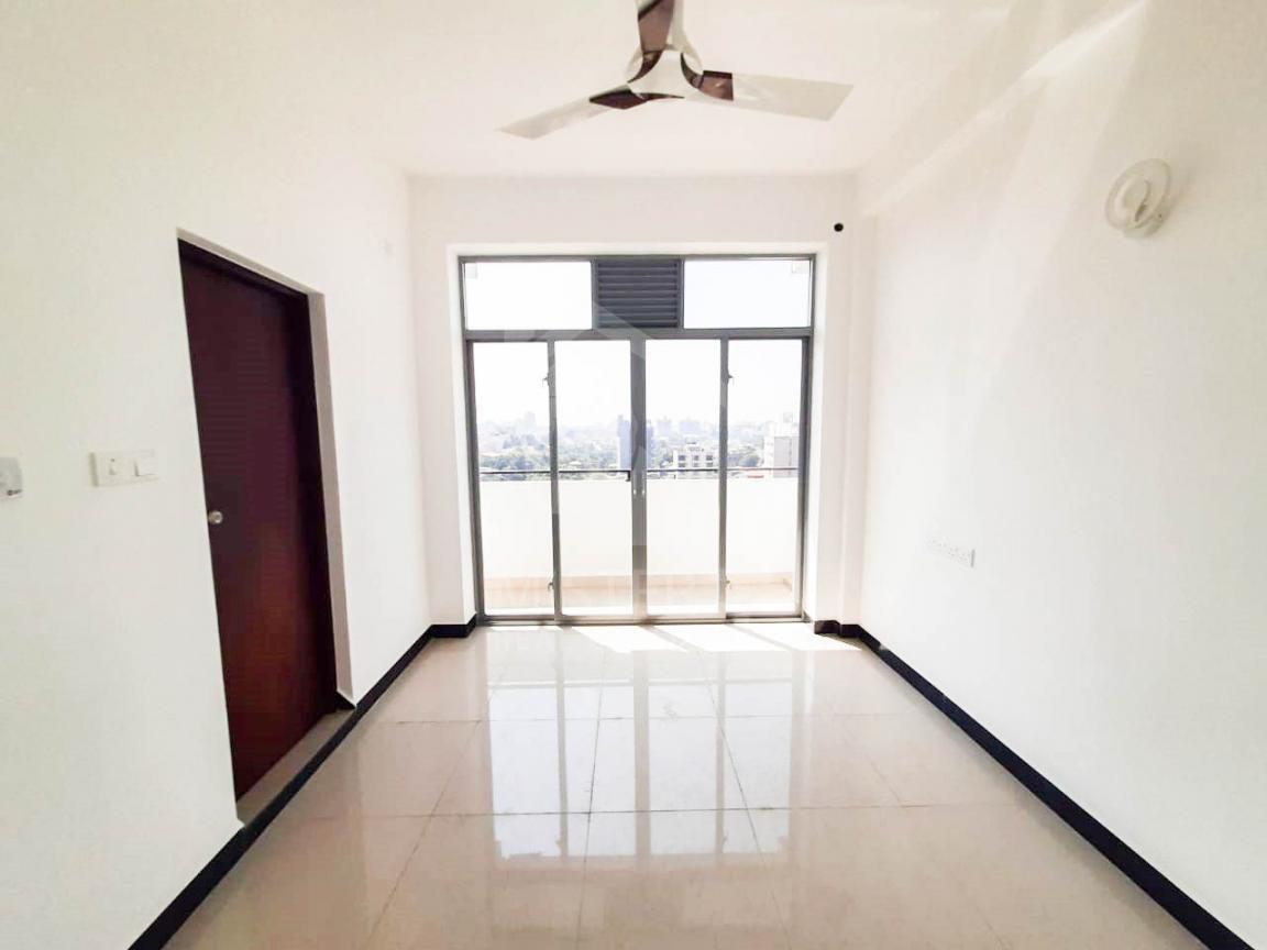 Apartment for Sale in  Colombo - image 4