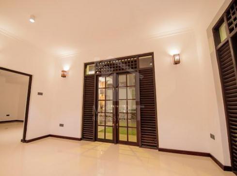 House for Sale in Battaramulla- image 4