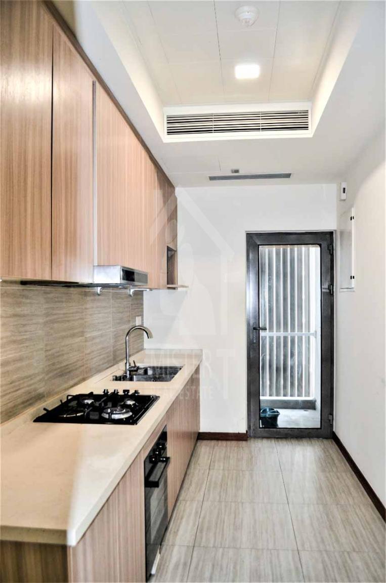 Apartment for Sale in Colombo - image 4