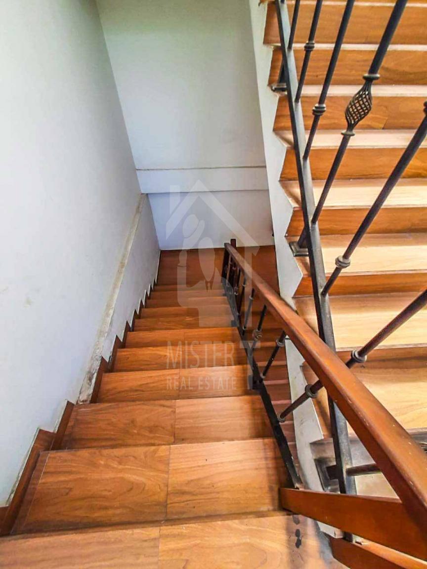 Commercial Property for Sale in Rajagiriya- image 4