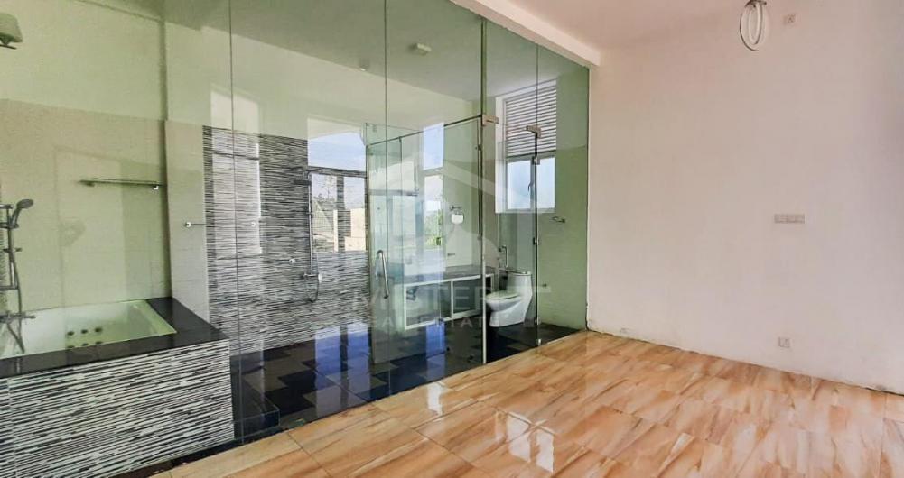 House for Sale in Pelawatte - image 4