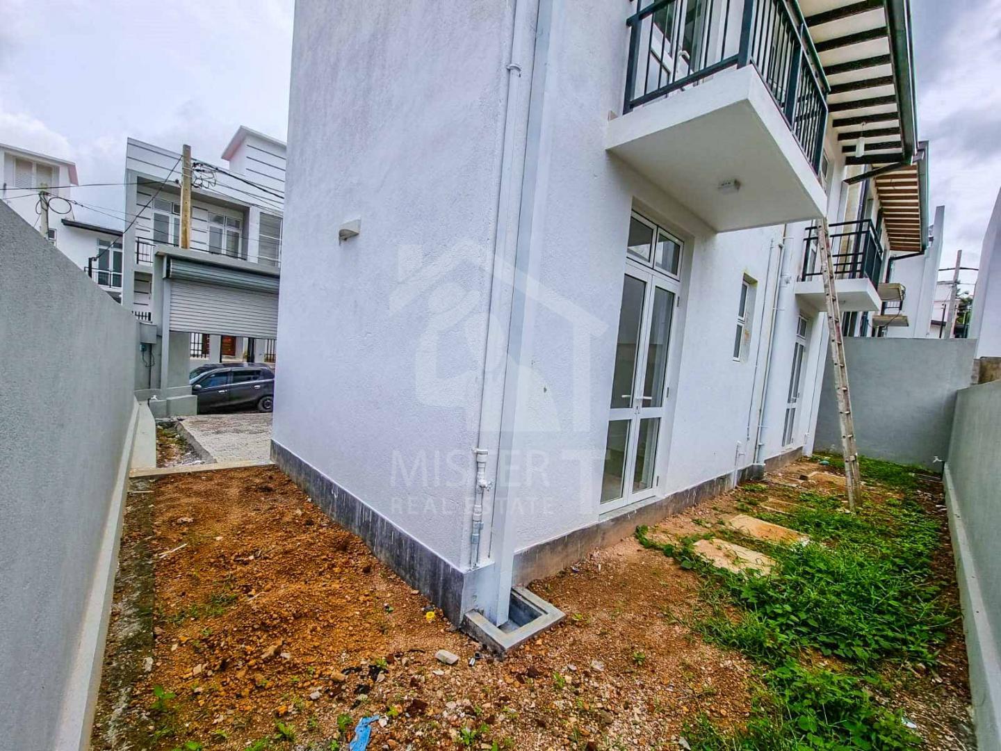 House for Sale in Kottawa- image 4