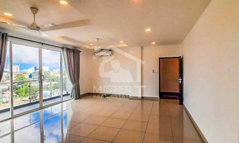 Apartment for Sale at The Flemington- image 4