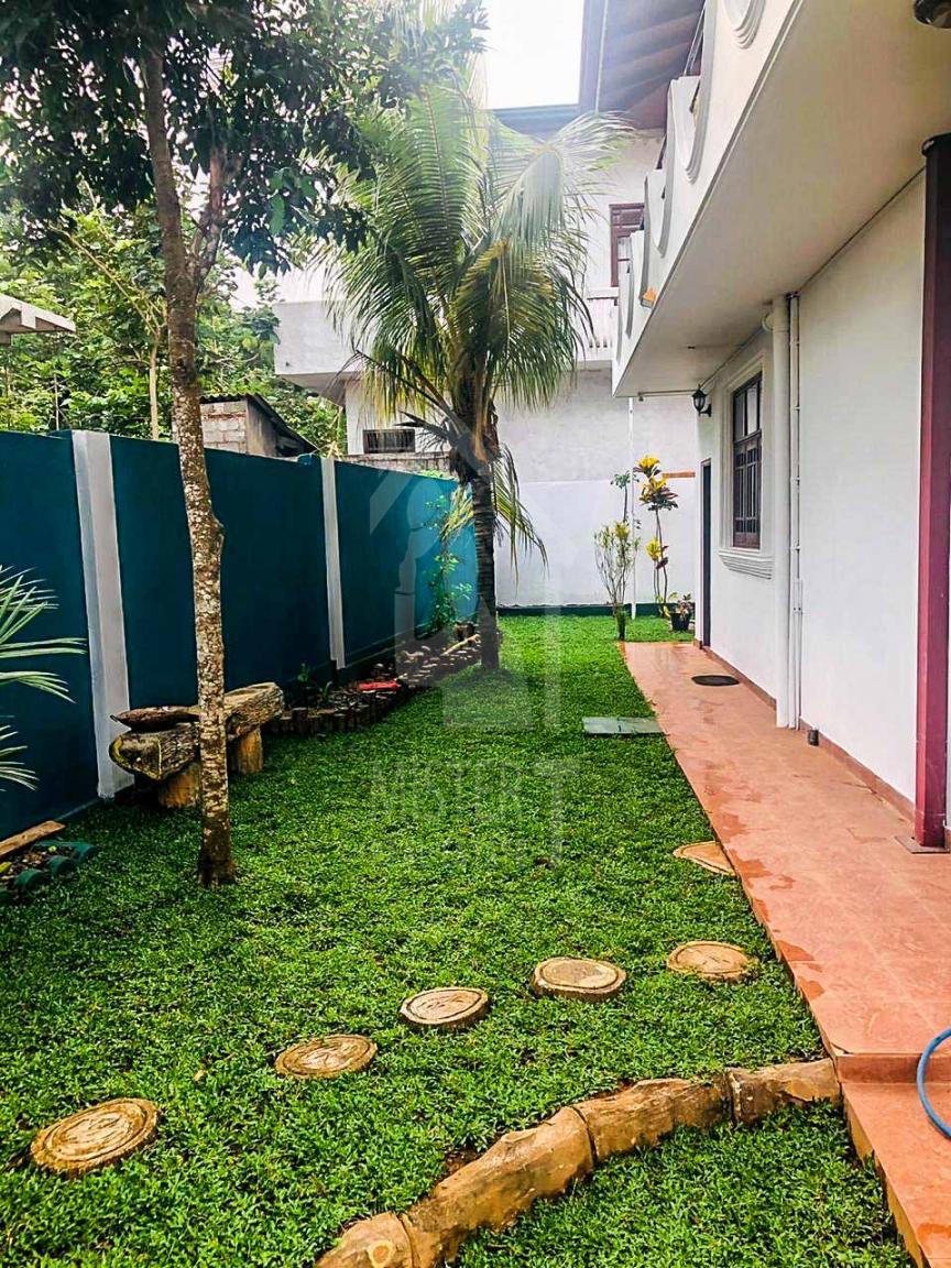 House for Sale in Nugawela- image 5