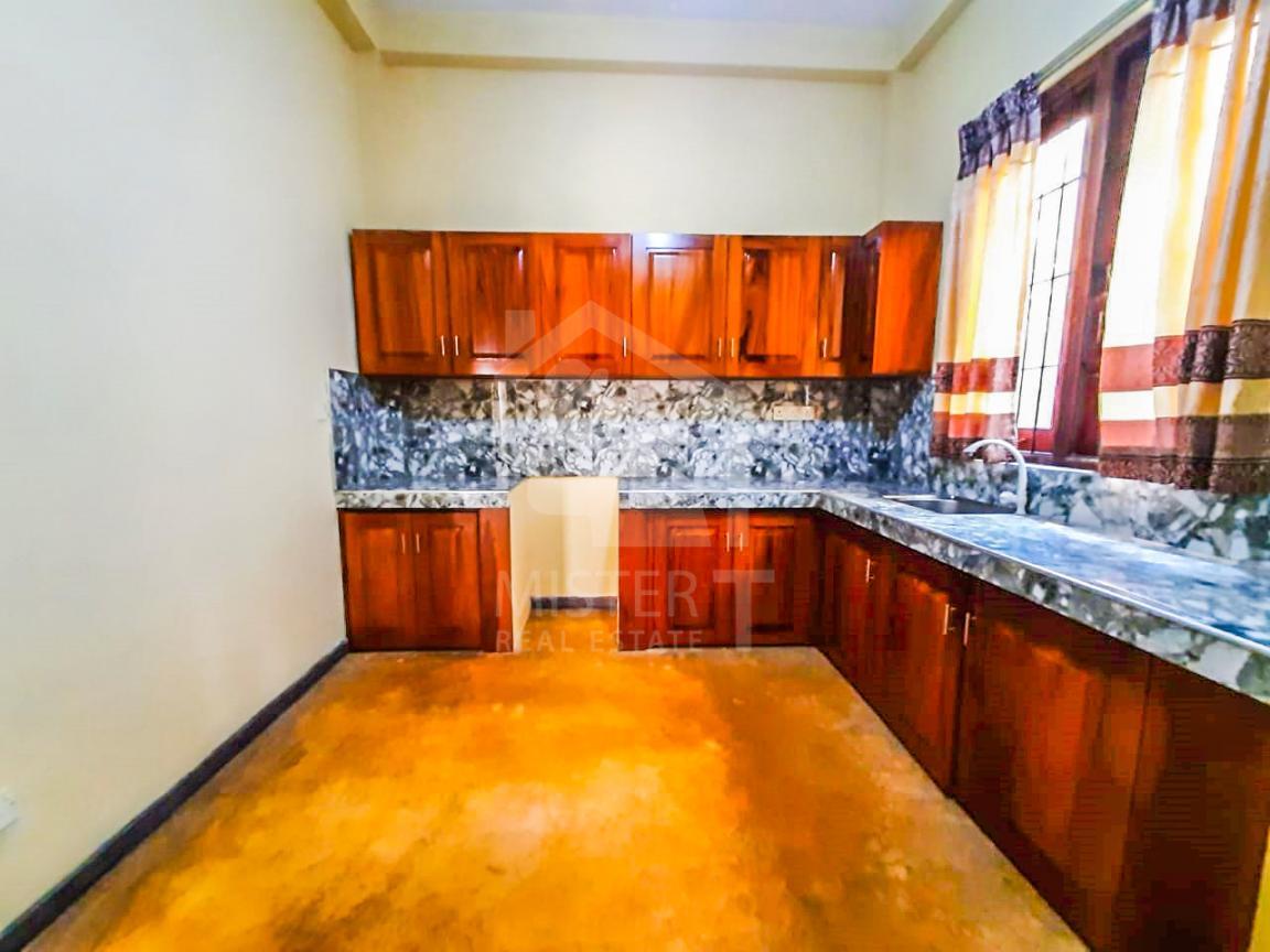 House for Sale in Malabe - image 5