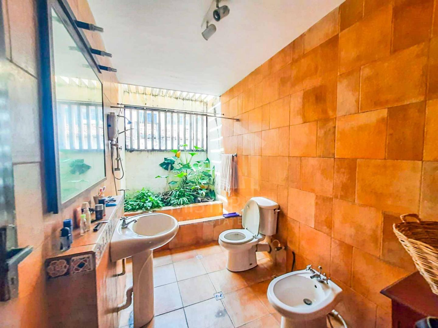 House for Sale in Colombo 6- image 6