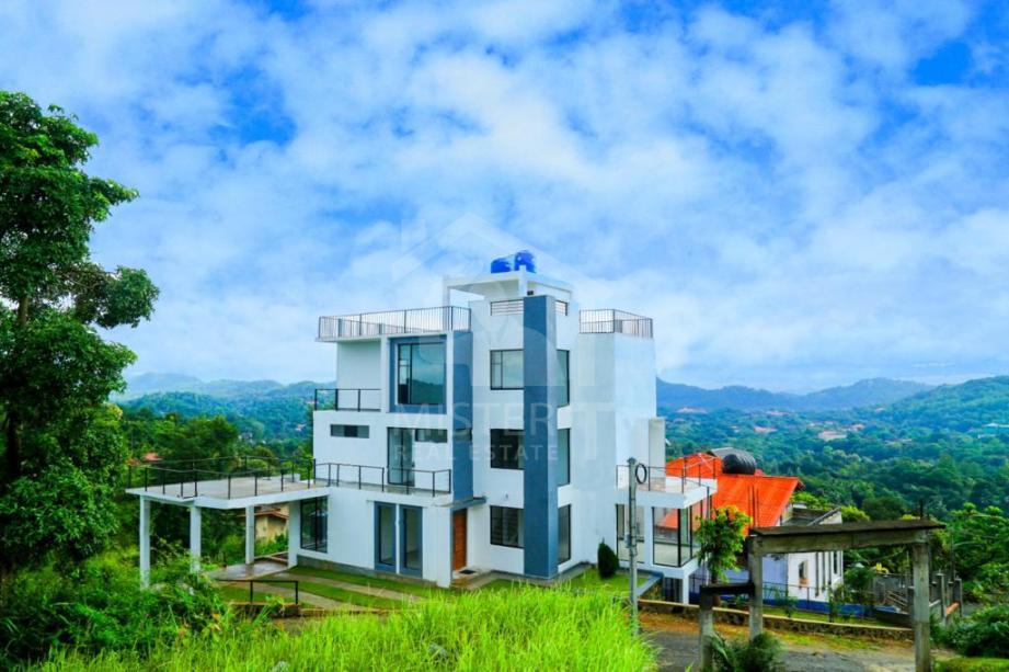 House for Sale in Kandy - image 7