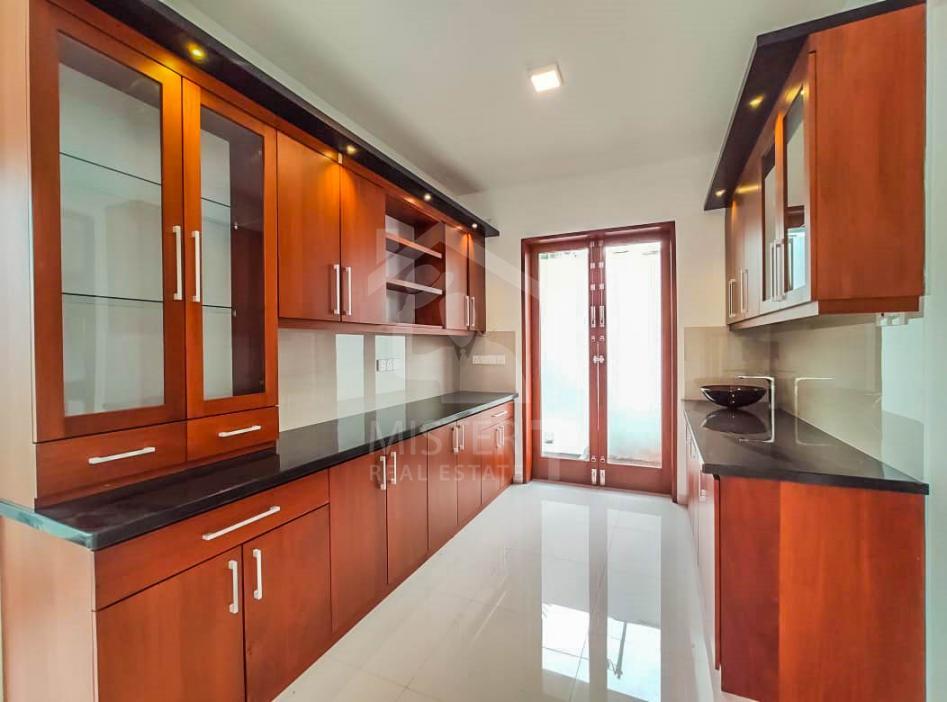 House for Sale in Malabe- image 8