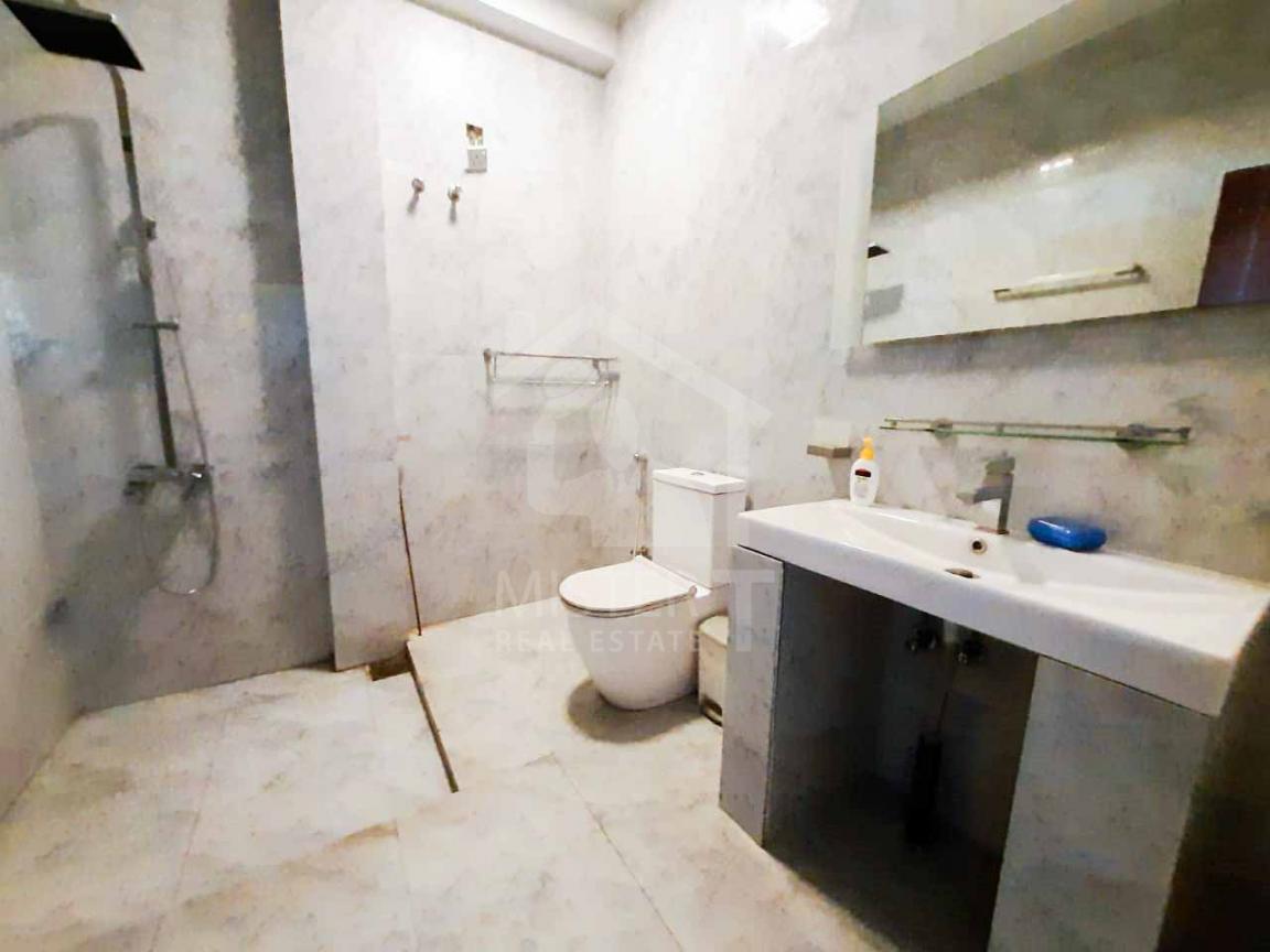 House for Sale in Rajagiriya - image 8