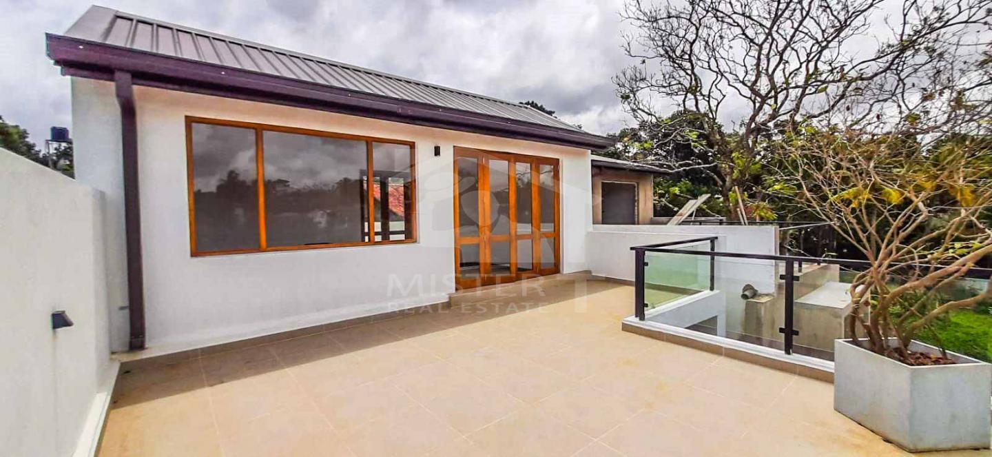 House for Sale in Battaramulla - image 8