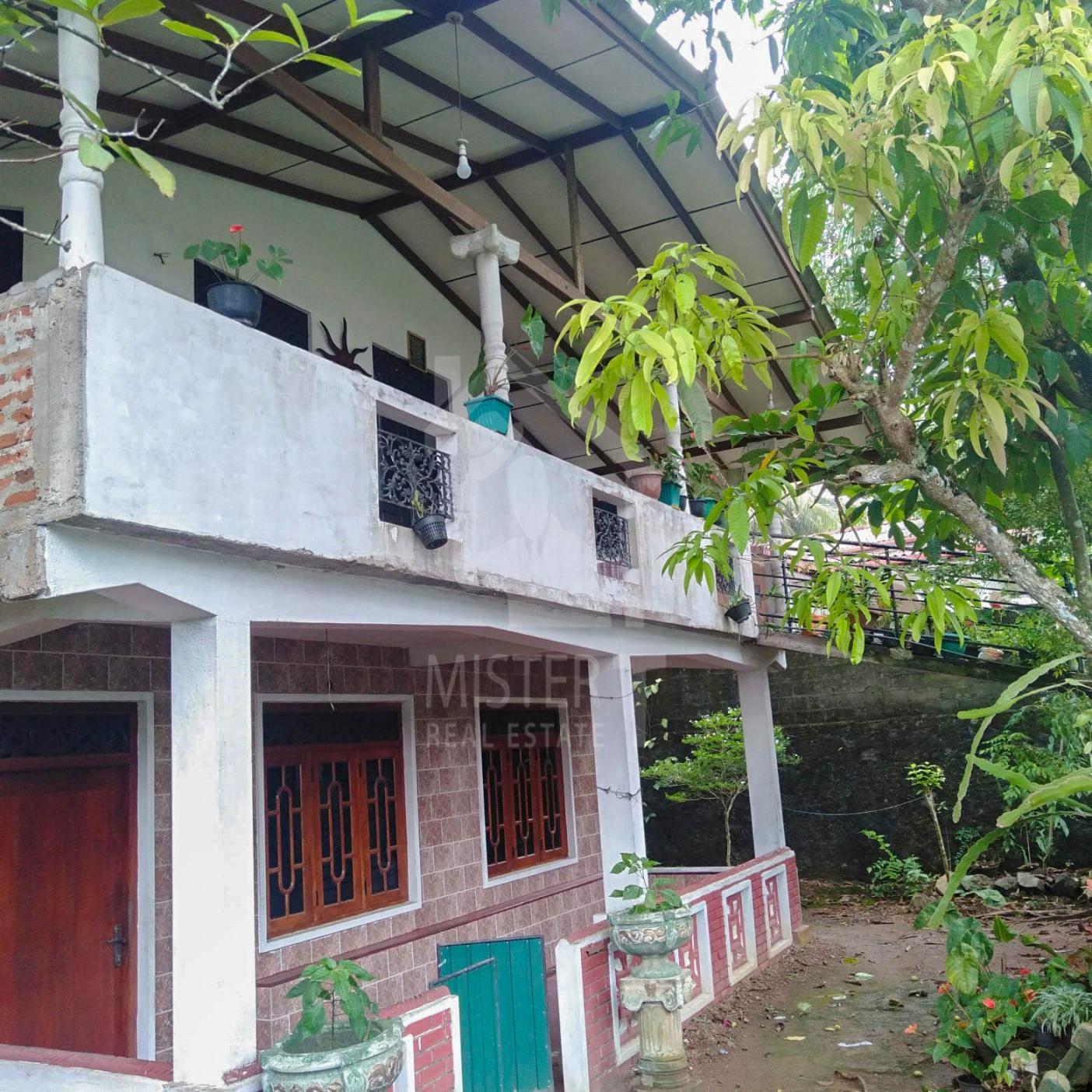 House for Sale in Kadawatha - image 1