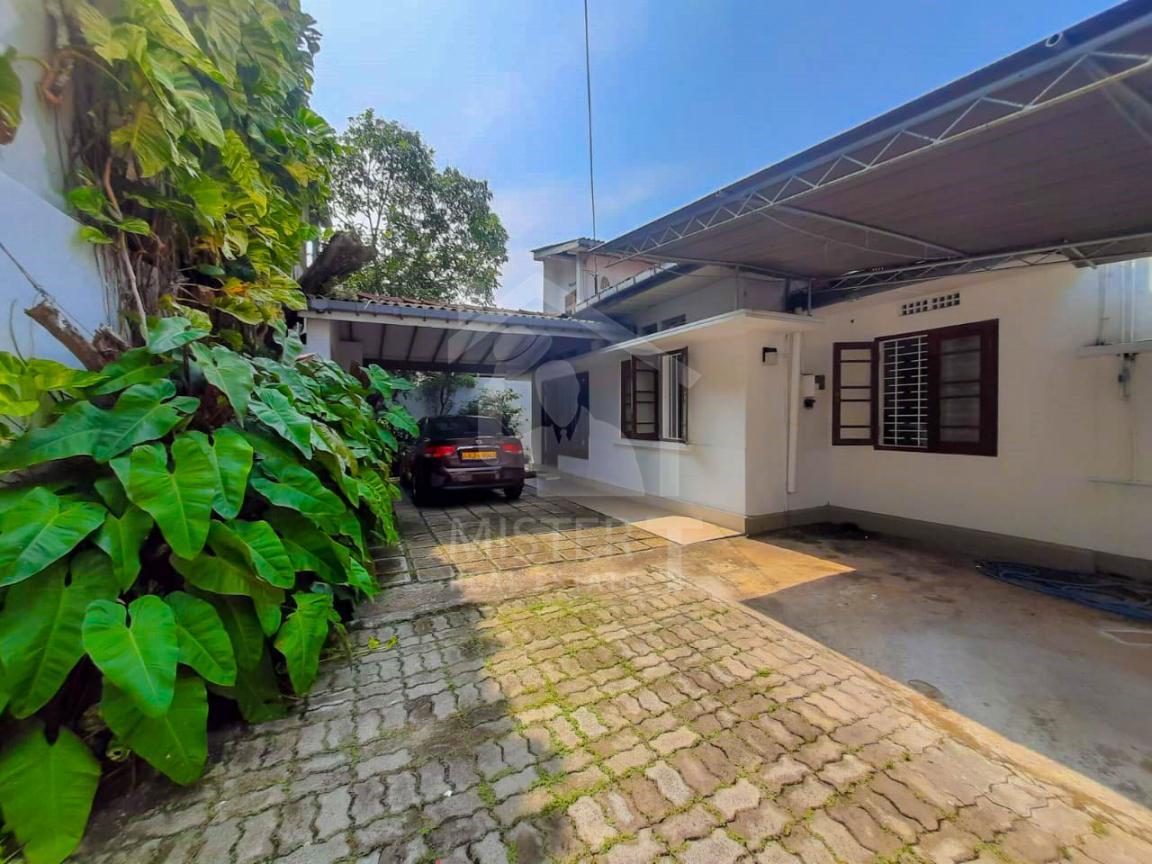 House For Sale in Dehiwala image 1