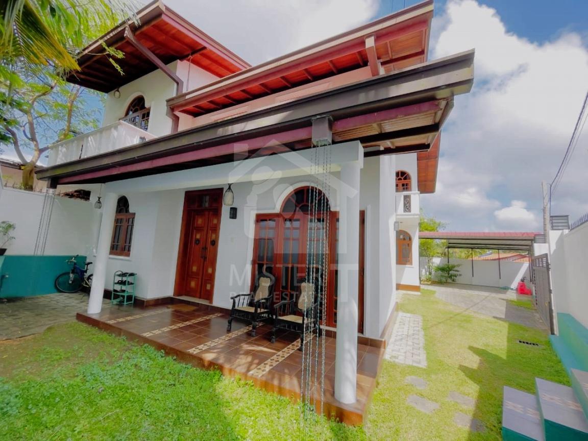 House For Sale in Malabe - image 1