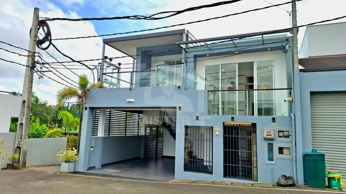 House For Sale in Pannipitiya- image 1