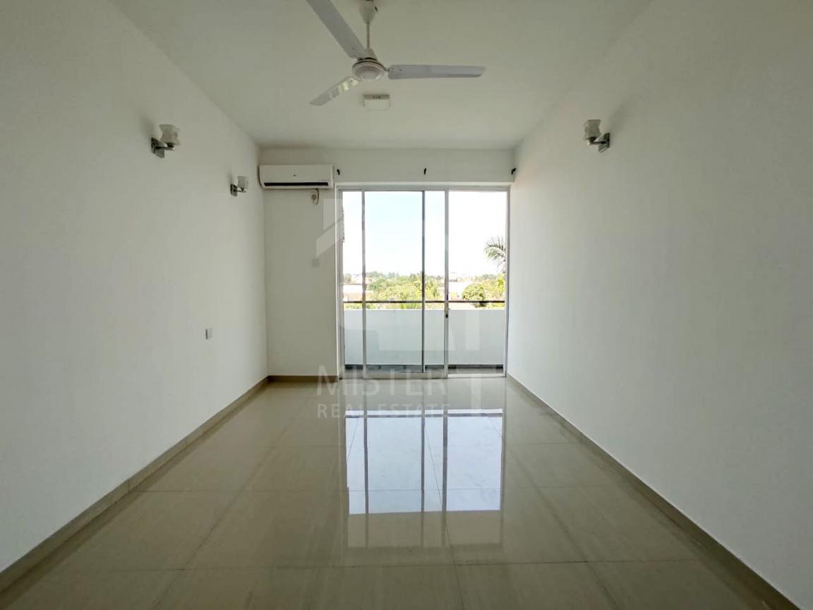 Apartment For Sale at White House Residencies- image 2