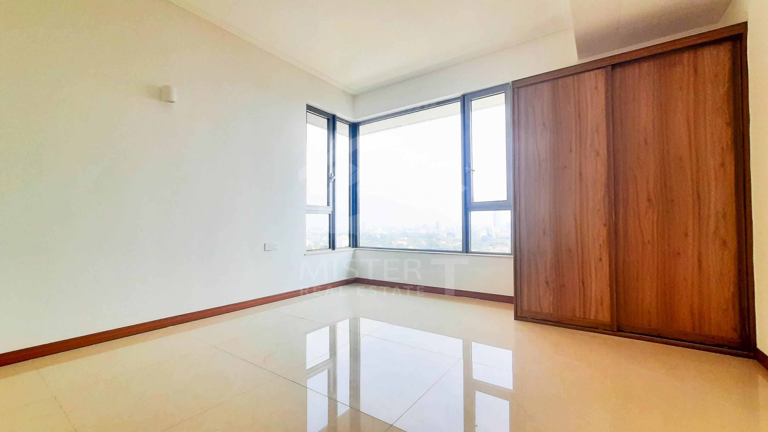 Apartments For Sale in Astoria Apartments- image 2