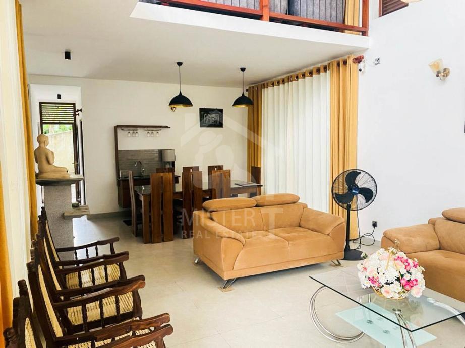 House For Sale in Kahathuduwa- image 2