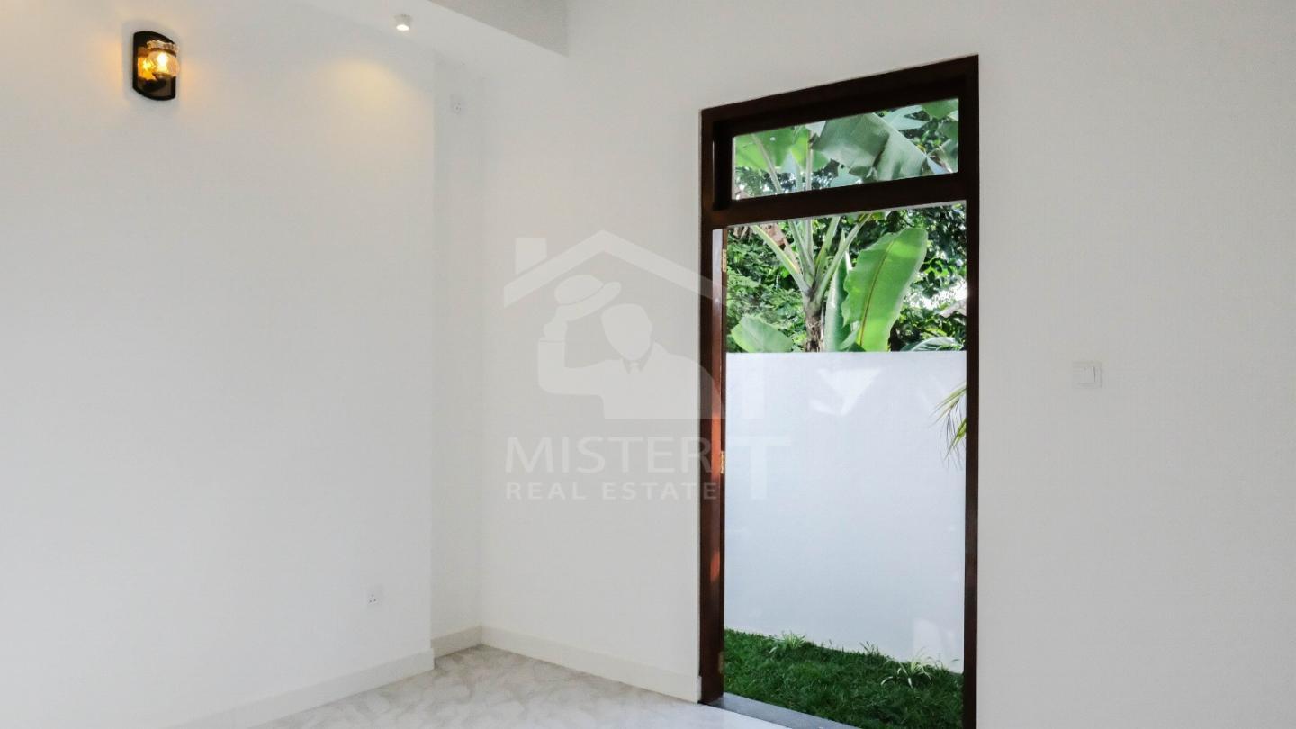 House for Sale in Kahathuduwa- image 3