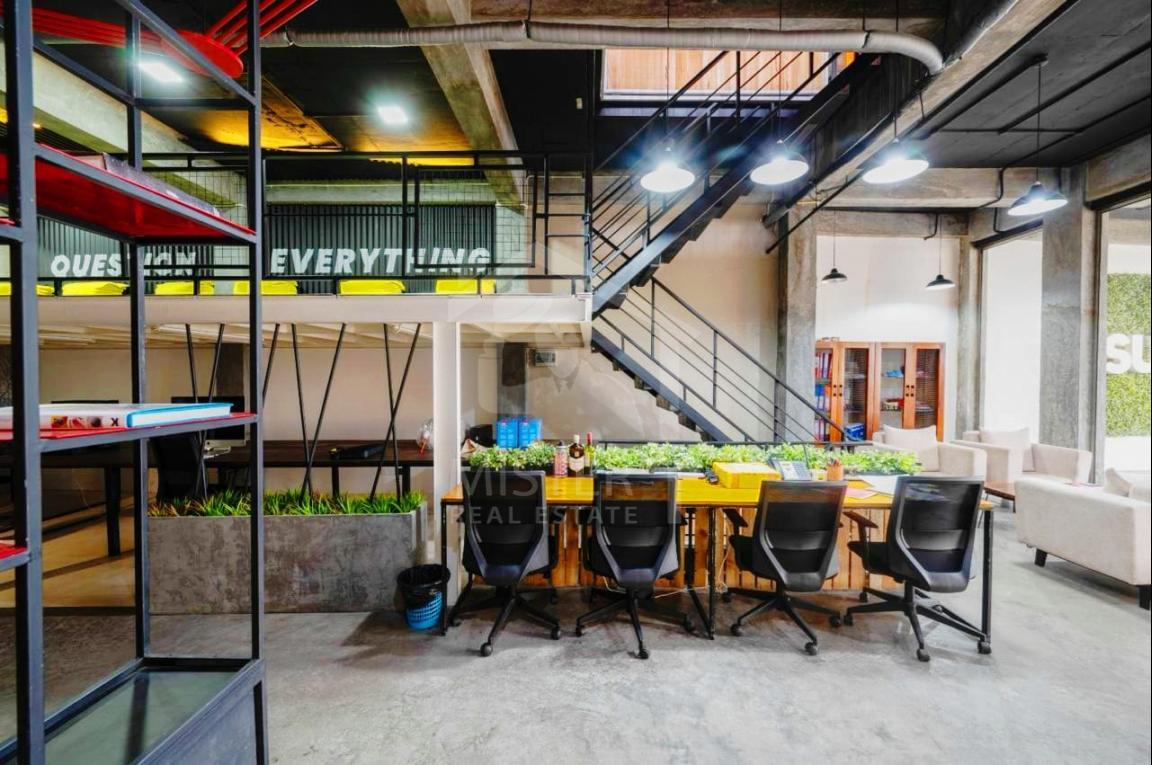 Commercial Property For Sale in Rajagiriya- image 4