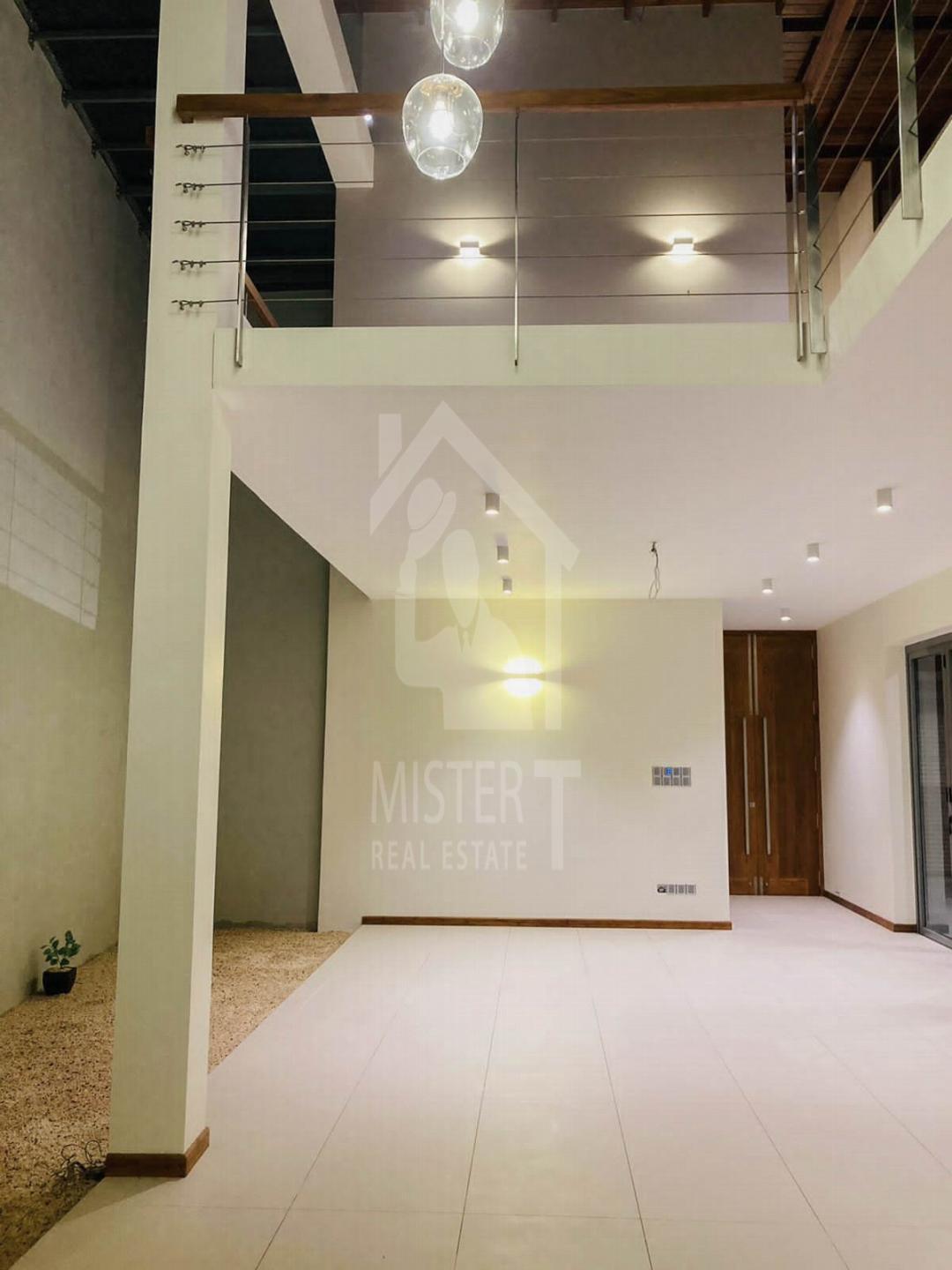 House for Sale in Makola- image 4