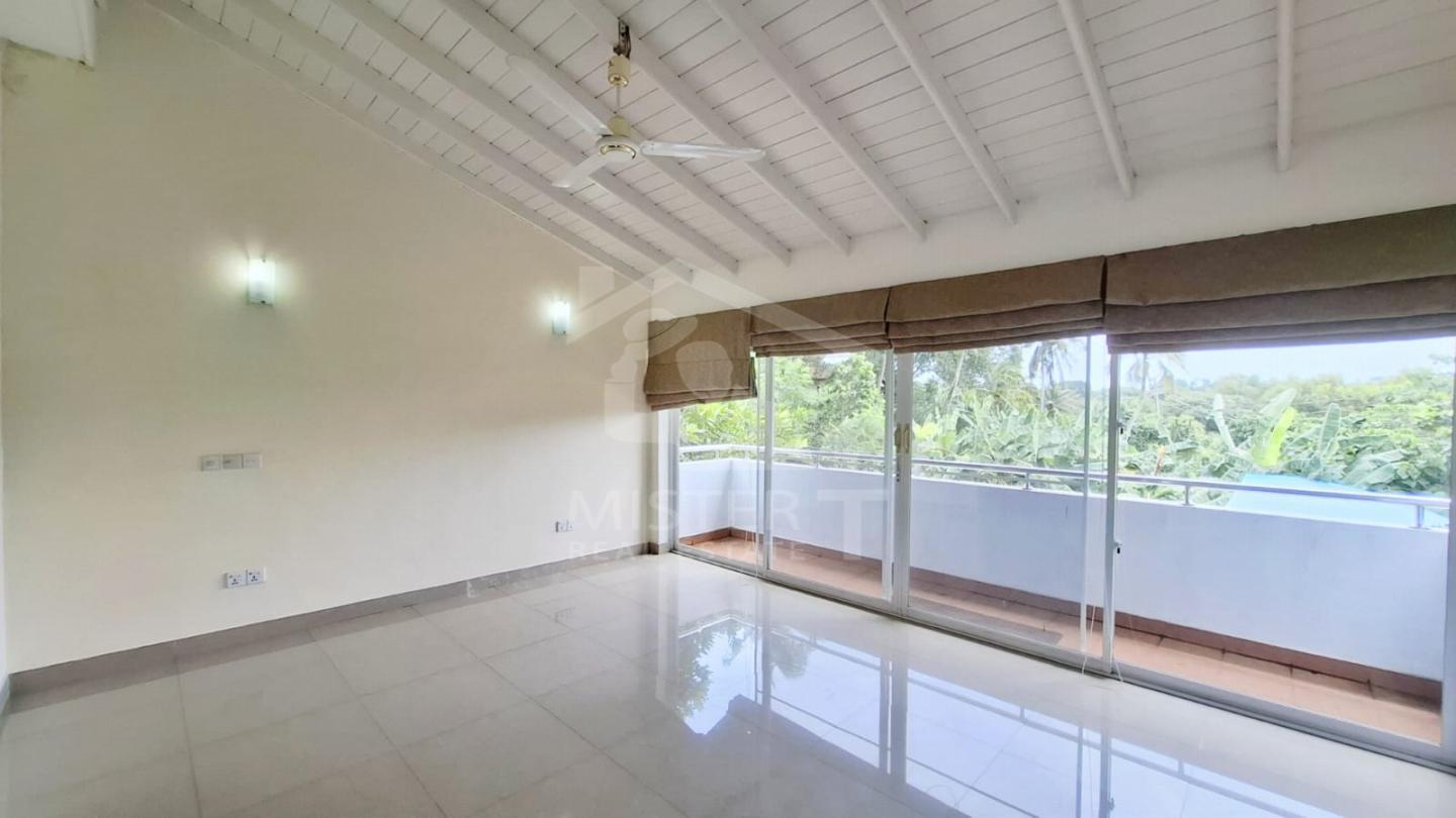 House For Sale in Battaramulla- image 4