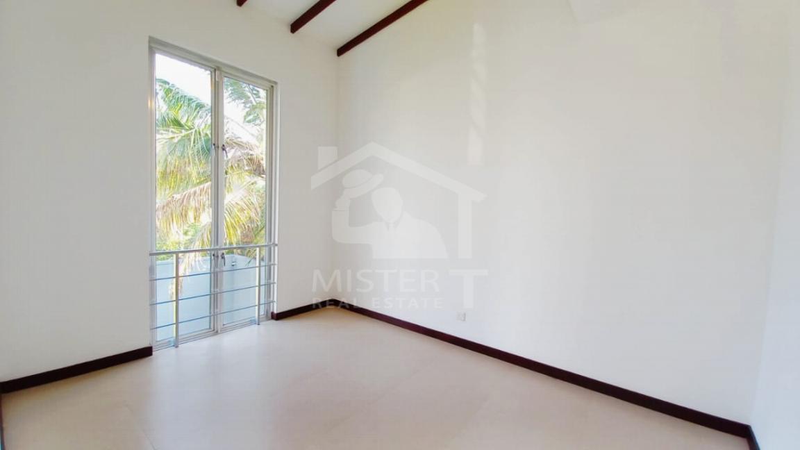 House for Sale in Hokandara- image 5