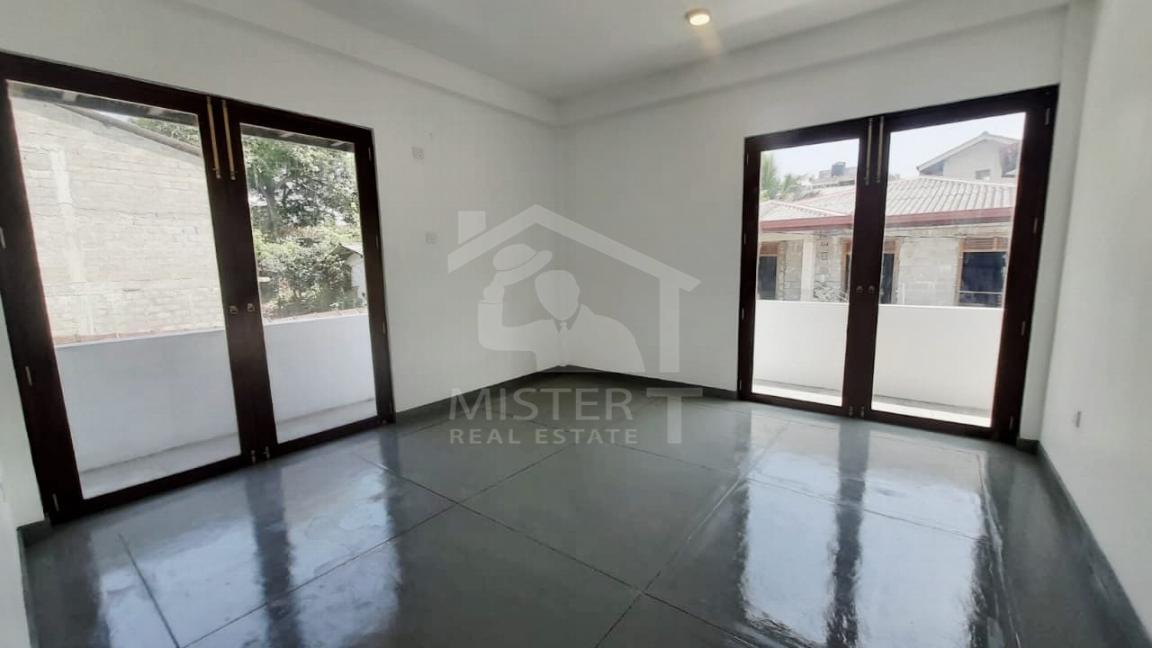 House For Sale in Pelawatte- image 5