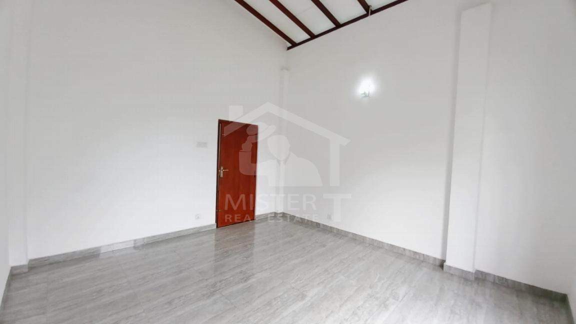 House For Sale in Kiribathgoda- image 5