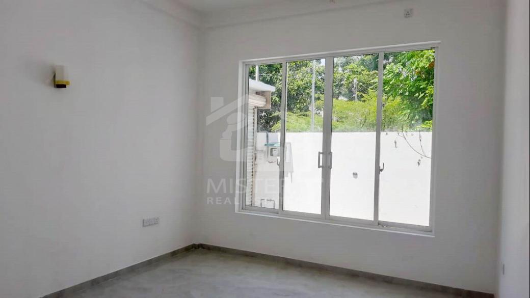 House For Sale in Mount Lavinia- image 5