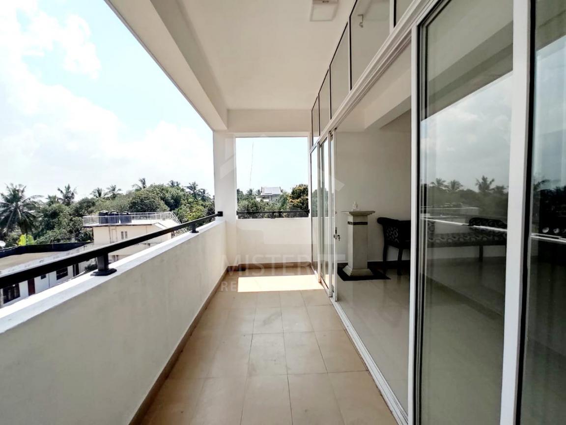 Apartment For Sale at White House Residencies- image 6